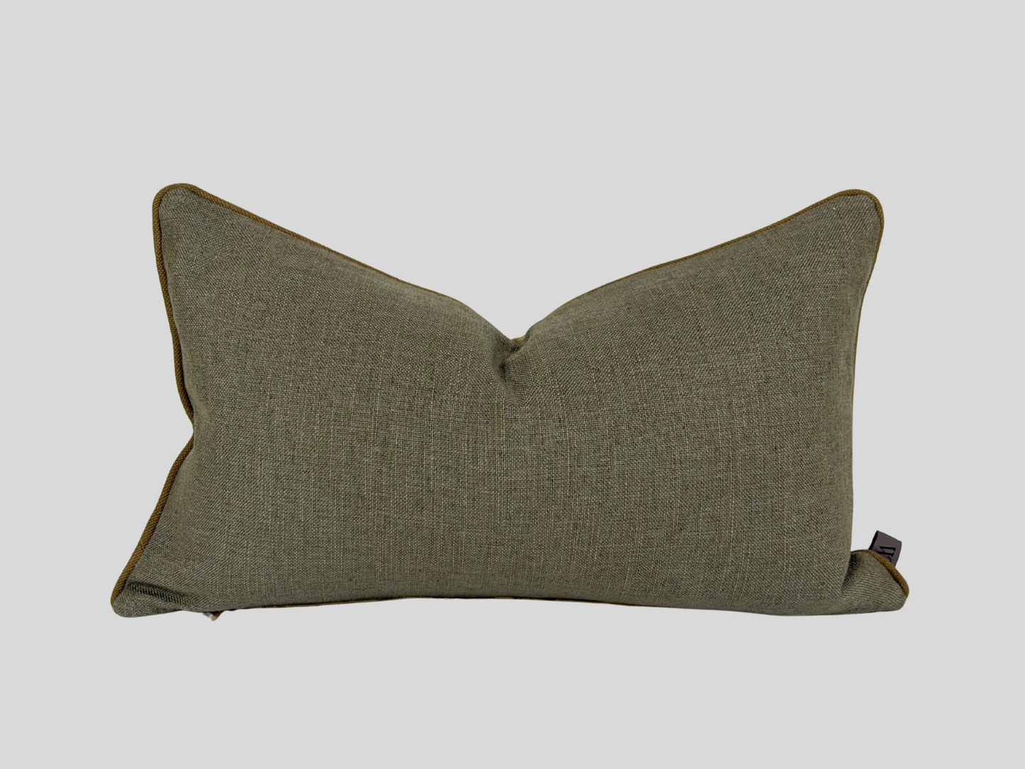 Beige floral cushion cover with contrast back 30x50