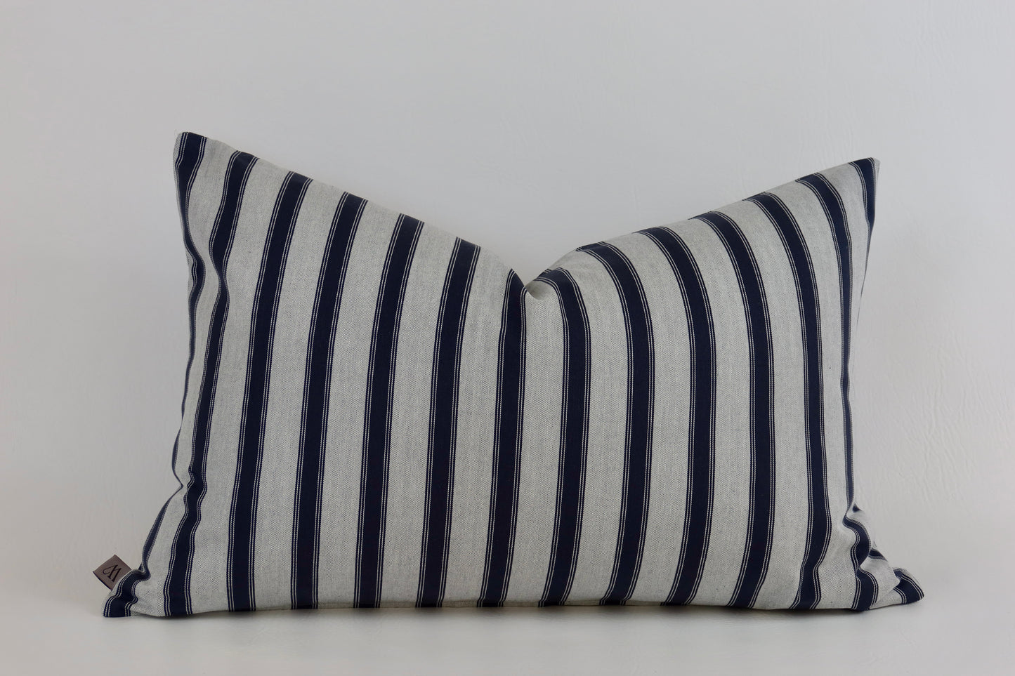 Blue striped cushion cover 40x60