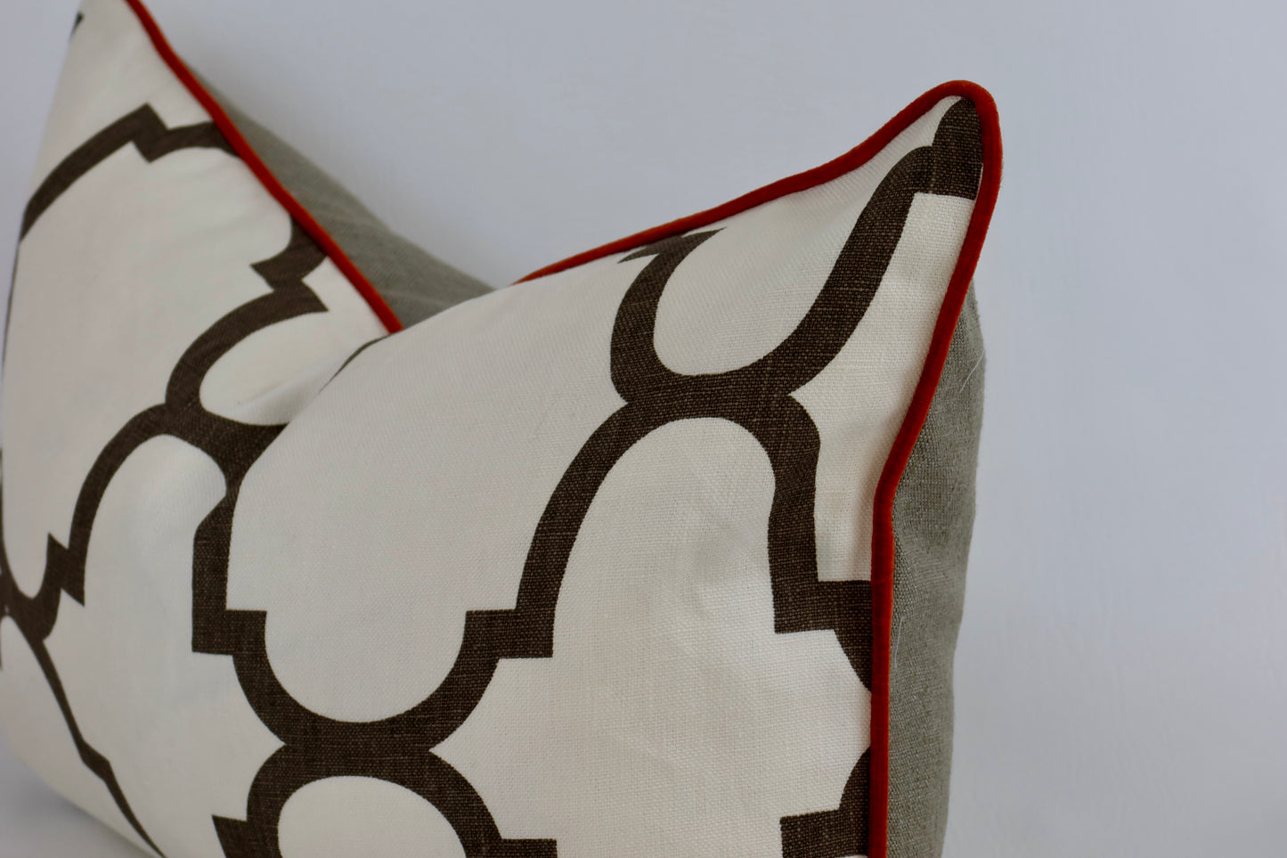 Brown geometric cushion cover 40x60