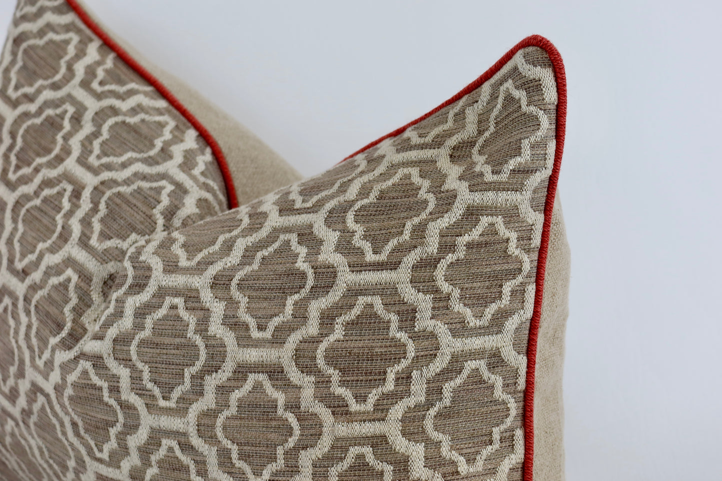 Beige geometric cushion cover 40x60