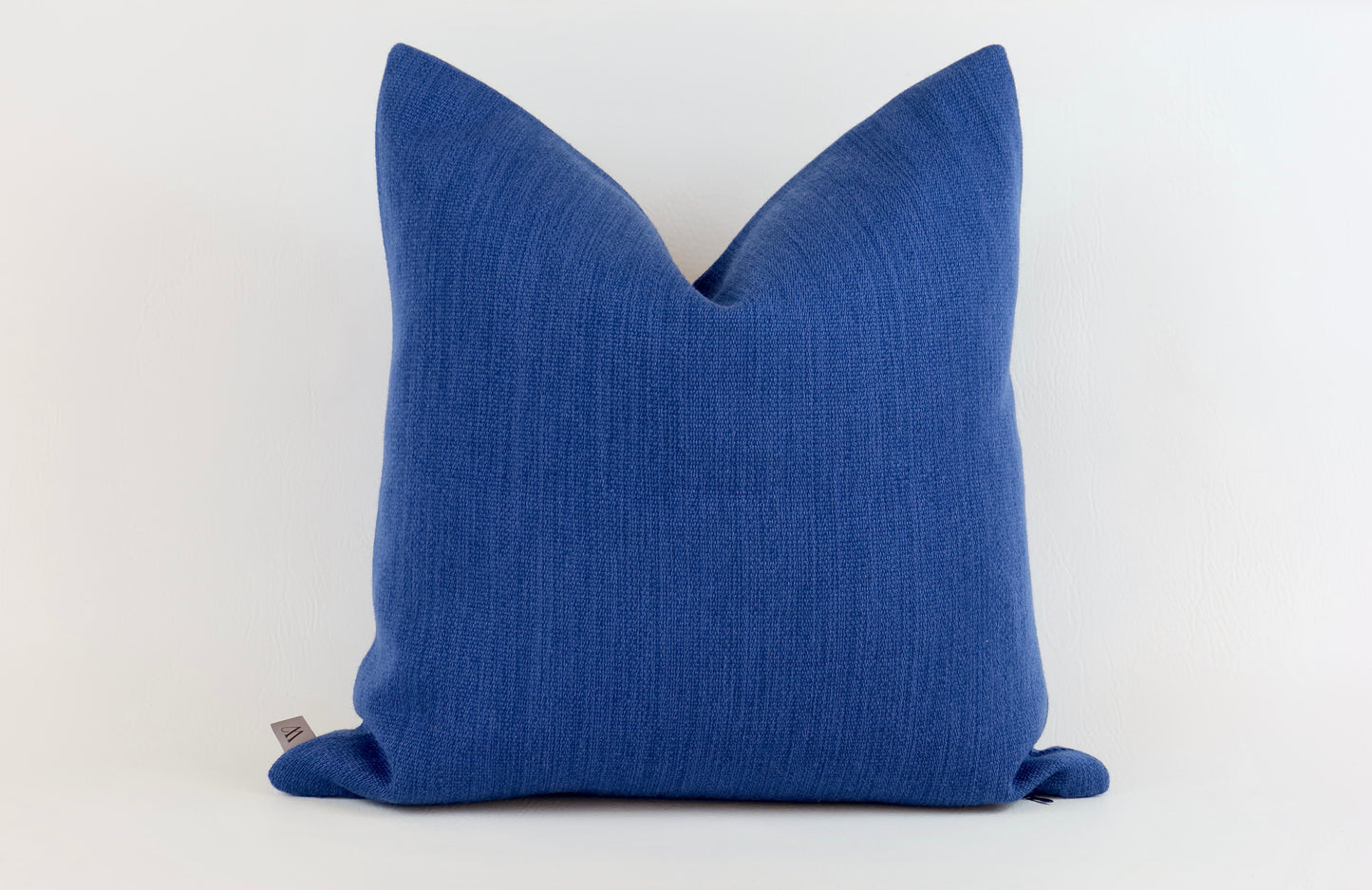 Blue textured cushion cover 50x50