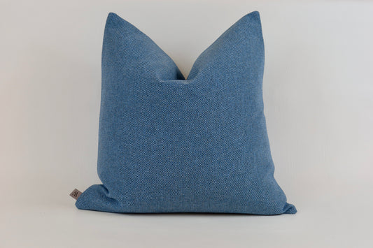 Light blue textured cushion cover 50x50