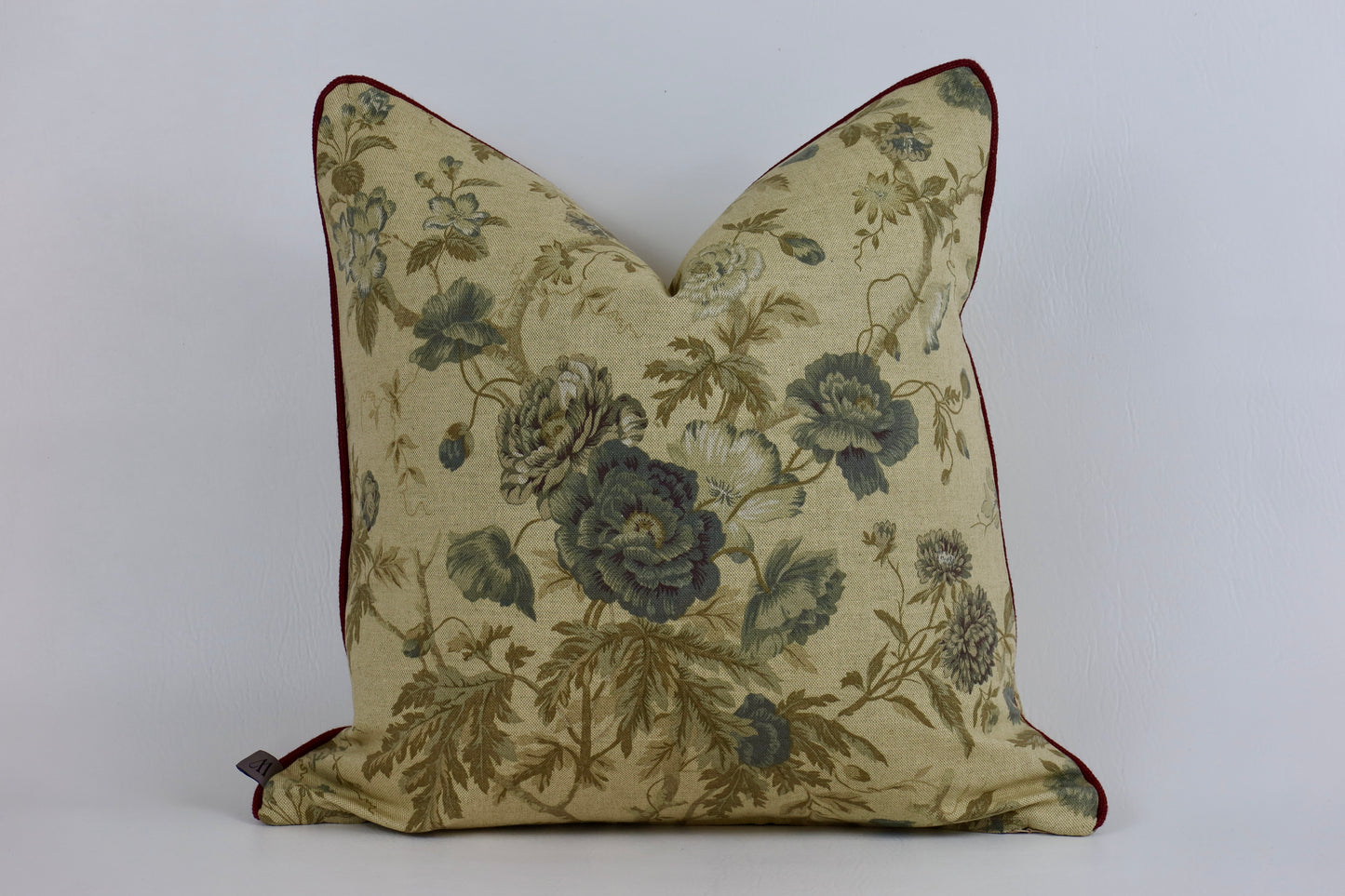 Beige floral cushion cover with piping 50x50