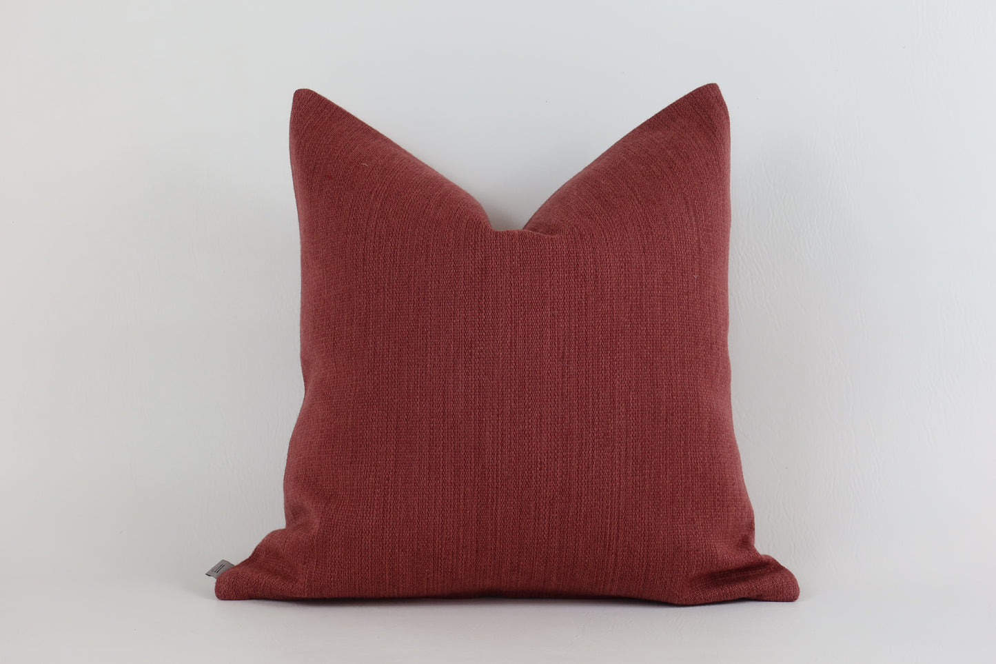 Dark pink textured cushion cover 50x50