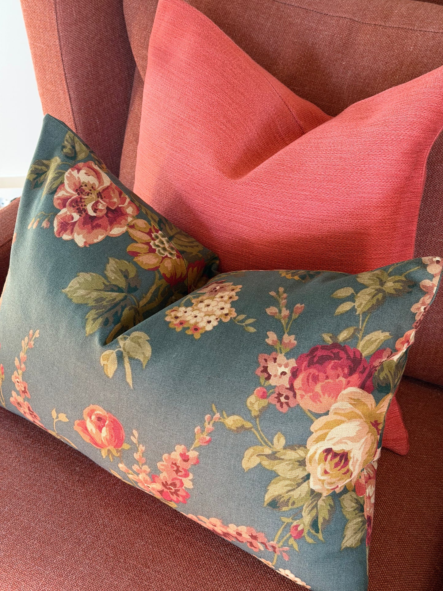 Green floral cushion cover 40x60