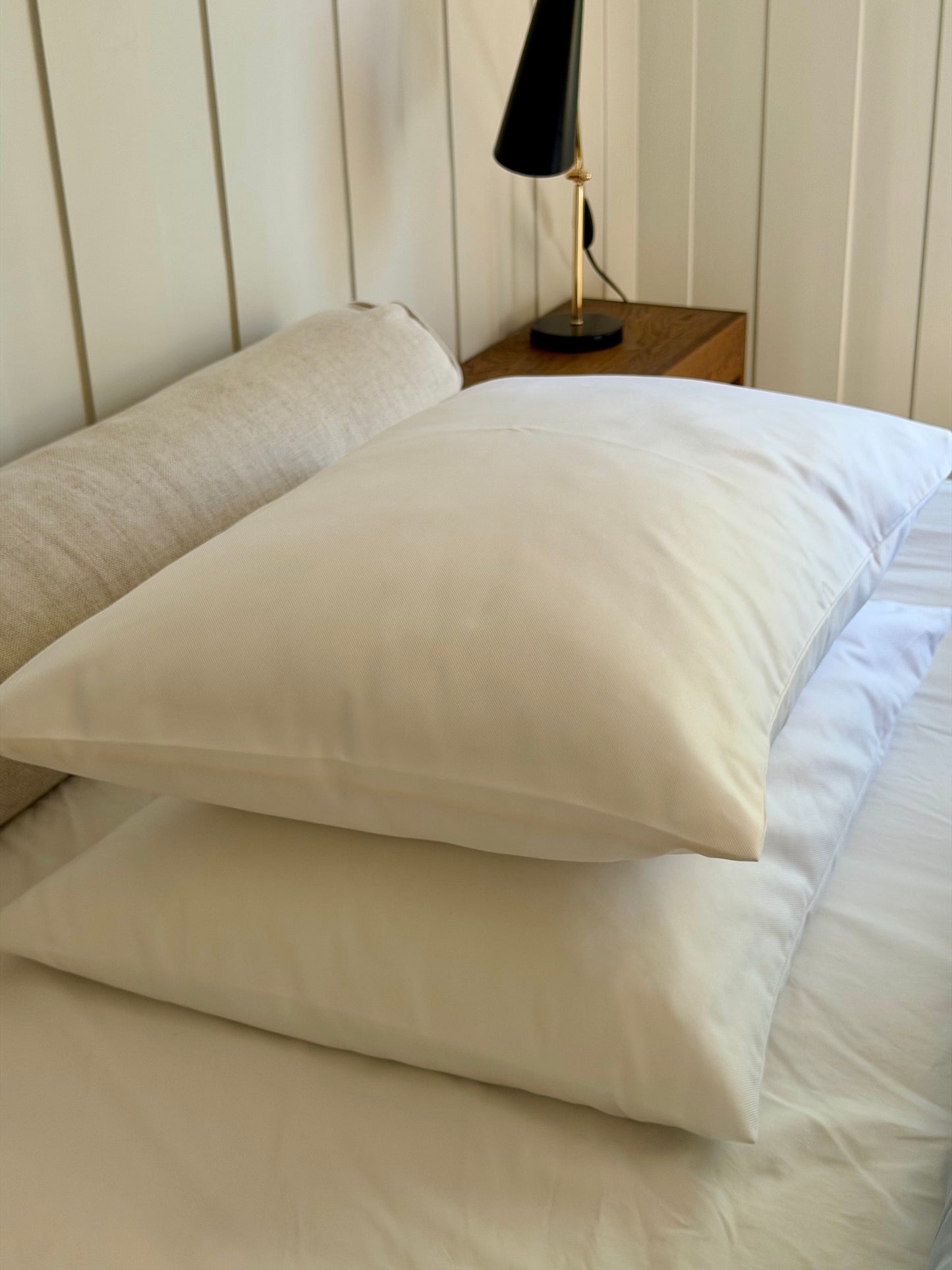 White textured twill pillow case